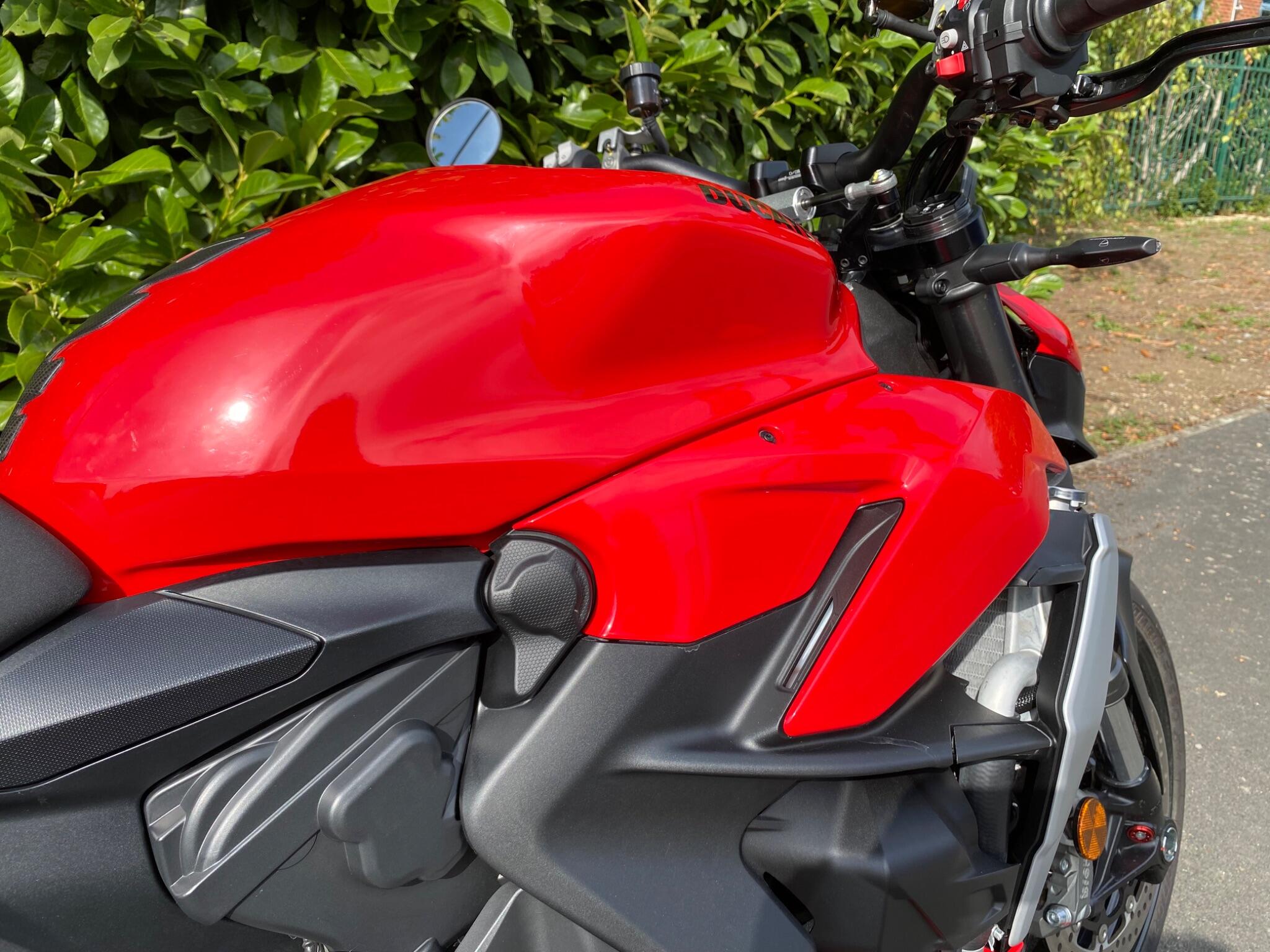 2024 24 Reg Ducati Streetfighter V2